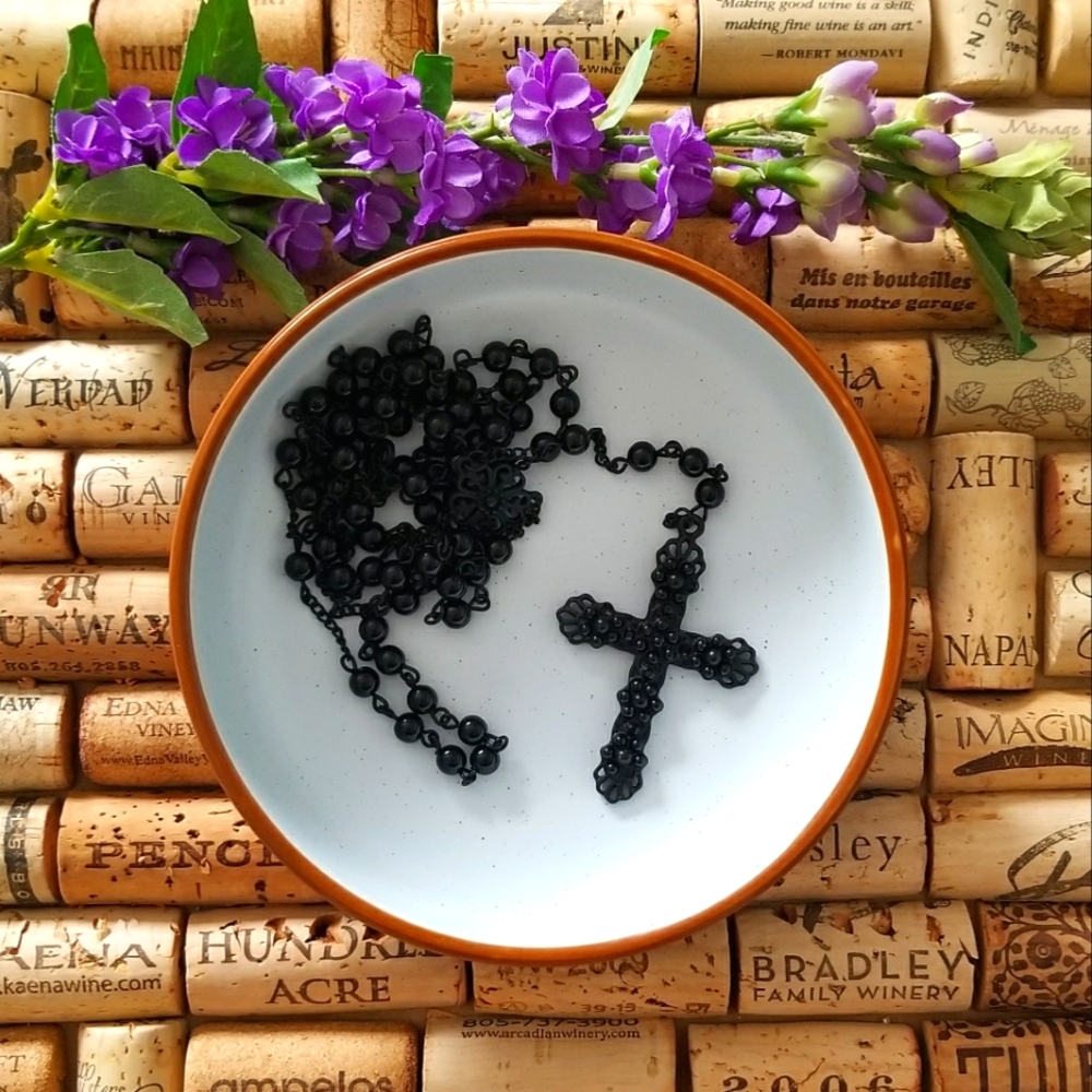 Gothic Style Rosary Beads & Cross Necklace